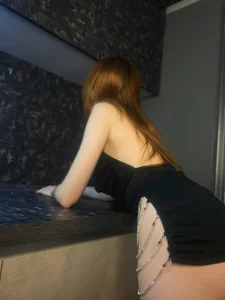 JoslynContrera At the workplace Bilde