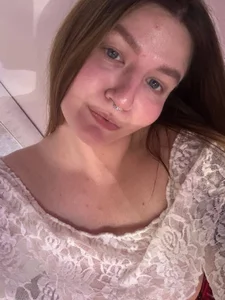 Ruby_Al1en 😎 look at me Immagine 