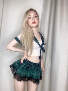 ^^ de Amurri_eva  2 photos