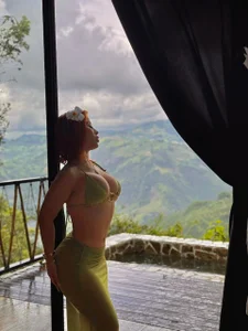 MadelineFox nature and sensuality Pic 6