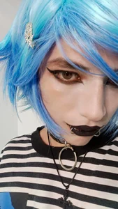 gabriel__manson How do I look with a blue wig? зображення 6