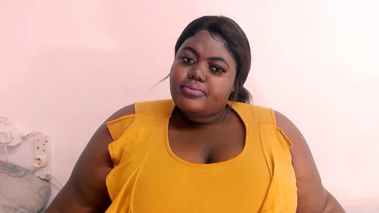 BbwEbonyQueen95 Public Pic 2