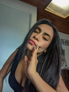 Public od PamelaRed_  2 snímek