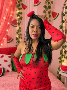 Anthonella_rousse Sweet & Juicy Strawberry 🍓💕 Pic 3