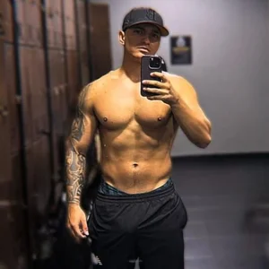 nathan_gross A sexy body. Or what you say...? Fotka