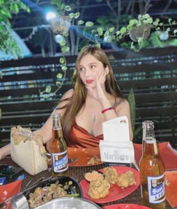 QueenStacey lets get drink and wild mmm Pic 2