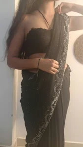 Anshika- Public - {count, plural, one {תמונה אחת} two {שתי תמונות} many {# תמונות} other {# תמונות}}