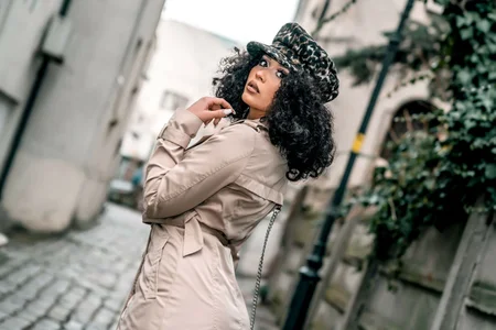 ChloeJoyce Public Gambar 5