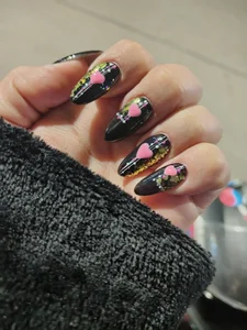 Nails Natha od natha_n_andy_anki  6 snímek