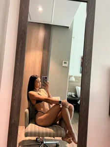 Anthonella_smiith Day to take care of myself Pic
