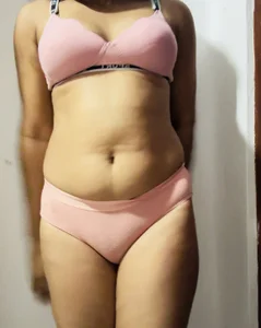 Velantina_x Public Pic 3