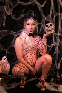 Sidney_Belle kullanıcısının 🎃 Naughty pumpkin vibes tonight albümü -  2 fotoğraf