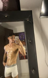 Kriss_Edwards calvin kleyn oil Immagine  2