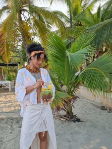 daiana_curly Sun, beach and my brown skin☀⛱ صورة واحدة|daiana_curly Sun, beach and my brown skin☀⛱ صورتان|daiana_curly Sun, beach and my brown skin☀⛱  7 صور|daiana_curly Sun, beach and my brown skin☀⛱  7 صورة