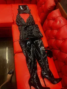 LATEX de _YourBeautifulShemale_ Foto 9