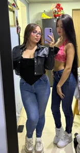 Public od Kiara_and_Pink  3 snímek
