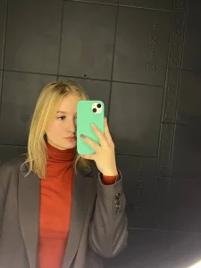 SilverCodringtons XXX nøgenfoto 1