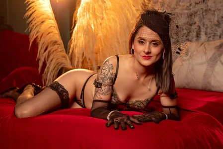 Lingerie, pantyhos & heels , fav Milf de Alice_milf_  3 Imagens