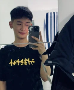 romeoisme__ Public Hình 3