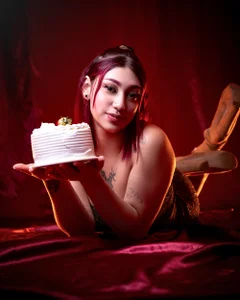 ZammyRossee Happy birthday to me. 🌹🎂 Pic 2