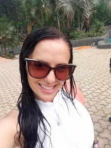 Nicollebr Somewhere Pic 2