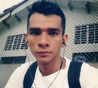 yeison_0082 Yo صورة واحدة|yeison_0082 Yo صورتان|yeison_0082 Yo  2 صور|yeison_0082 Yo  2 صورة