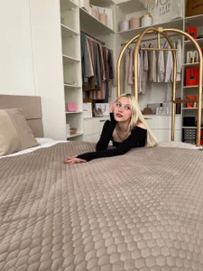 Mila_Sweeet The Queen is basking in a crib in her castle ! صورة واحدة|Mila_Sweeet The Queen is basking in a crib in her castle ! صورتان|Mila_Sweeet The Queen is basking in a crib in her castle !  6 صور|Mila_Sweeet The Queen is basking in a crib in her castle !  6 صورة