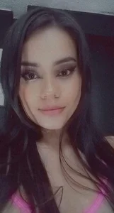 Leyla sexy