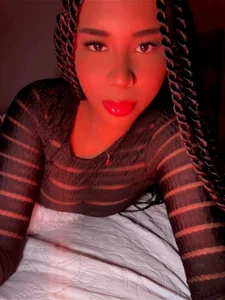 AlejandraDunn1 🙂‍↔️ Pic