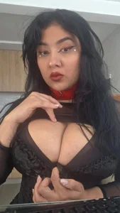 rosebigboobsの🥵🥵Love, desire and passion...is what I feel for you😈😈の 4枚の写真