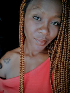 Public de ARANZIA  4 Imagens