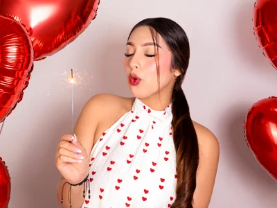 EmilyCollinss1のHBD 22 ❤️の枚の写真