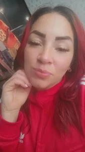 Red od alexia_squirt25  3 snímek