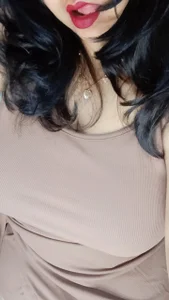 Curvy_Priya_のFreeの 4枚の写真