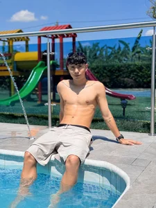 ☀️ de AndresM001  2 Imagens