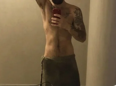 unmeccoquin: Public ( фото)