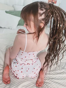 tsunamy_pink Public Immagine  7