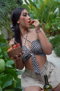 SophieLanne Picnic day Pic 2