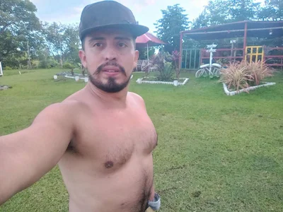 KalethBigDick Walking Day Pic 6