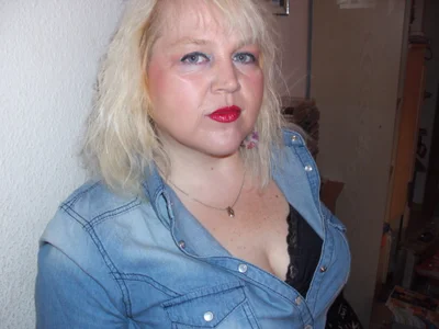 Blasflittchen: Ich im Jeanshemd ( фото)