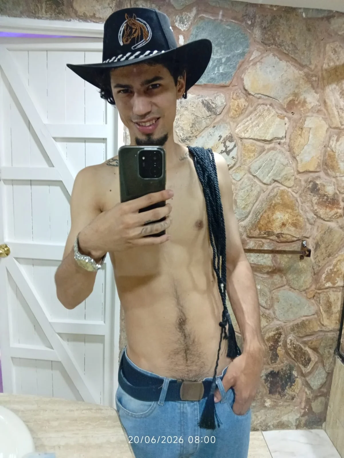 صور MichaelEvanss_ الرائجة  9390