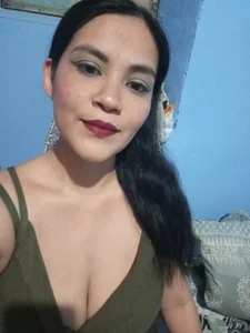 JadeSinclair_ Public Pic 9