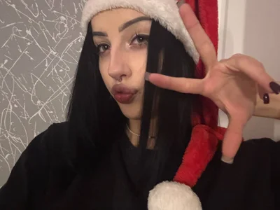 ForeTiff Unwrap Me for Christmas 🎁 Pic 6