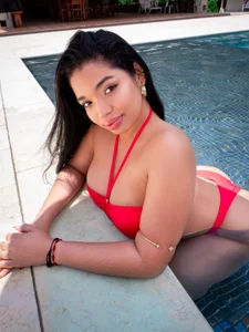 LilyFoox Tropical Luxury 🌞 Pic 3