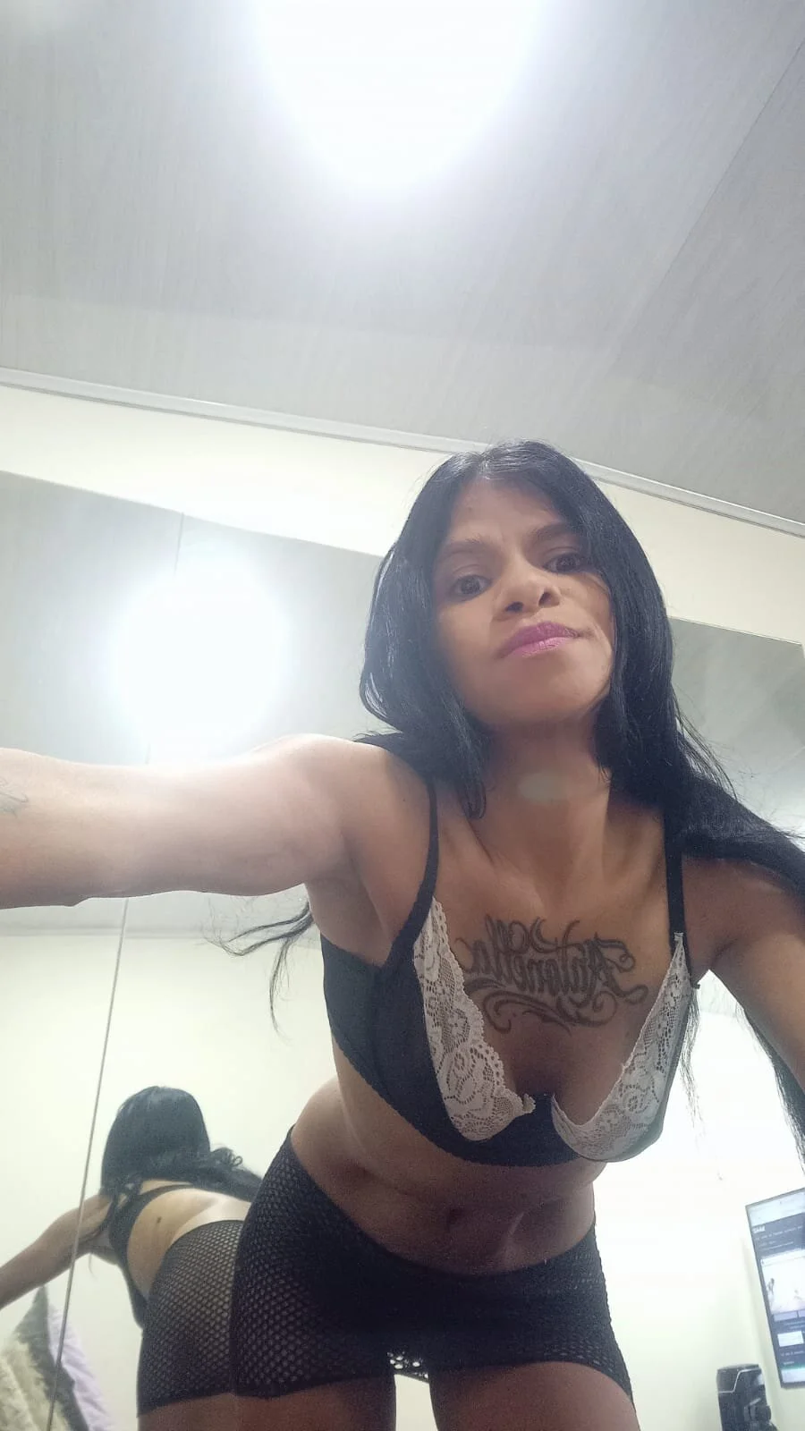 IssabellaJones Image populaire  1233