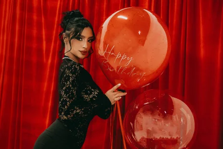 IzzyWild My birthday!👑🎂 Foto 9