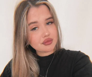 BrittniCorkのPublic の 4枚の写真