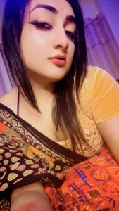 Tanisha_Silky Public зображення