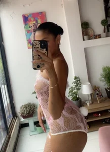 ElectraaJoness 🌸🐰 Gambar 2