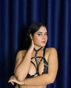 aurora__johansson ITS ME🖤 Foto 2